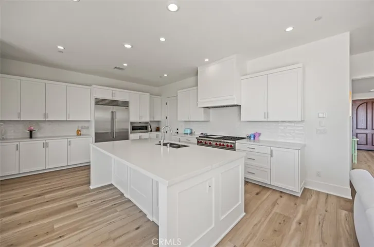 135 Oakstone, Irvine, California 92618