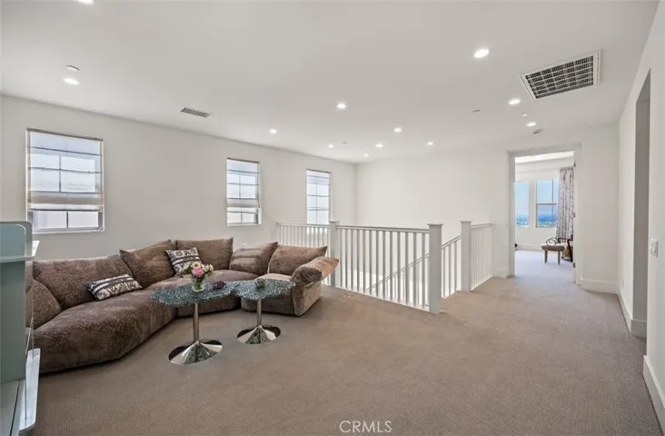 135 Oakstone, Irvine, California 92618