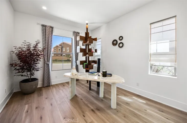 135 Oakstone, Irvine, California 92618