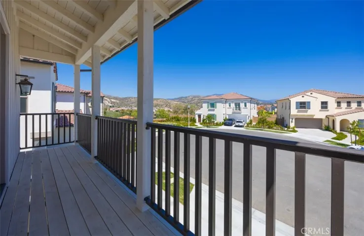 135 Oakstone, Irvine, California 92618