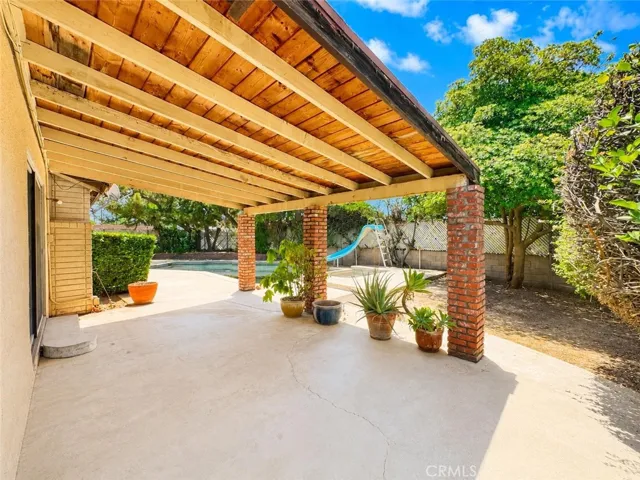 25825 Holly Vista Boulevard, San Bernardino, California 92404
