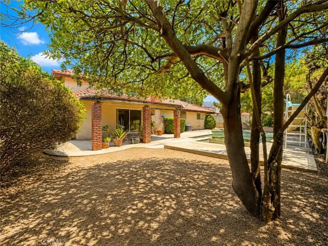 25825 Holly Vista Boulevard, San Bernardino, California 92404