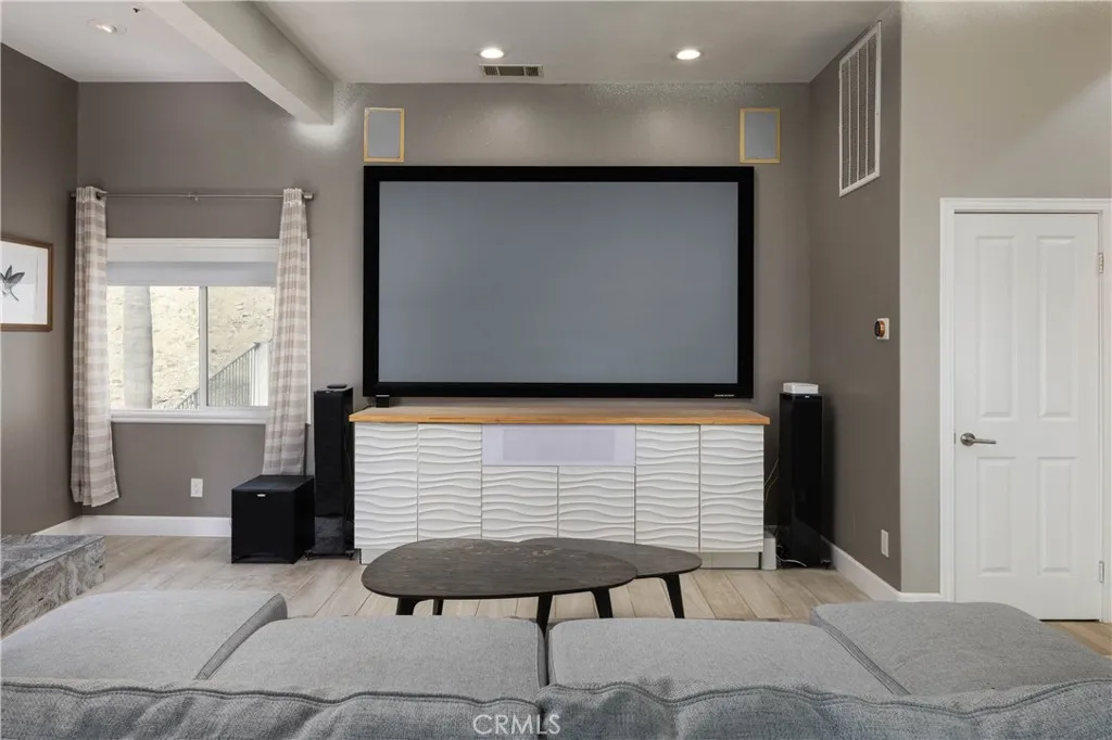 Living​​‌​​​​‌​​‌‌​​‌​​​‌‌​​​‌​​‌‌​​‌‌​​‌‌​​​​ Room