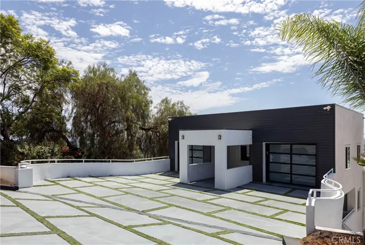 12286 Circula Panorama, North Tustin, California 92705