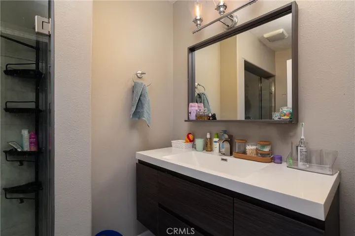 Bathroom 4