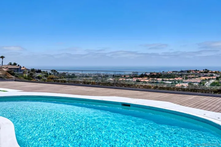 2222 Bahia Dr, La Jolla, California 92037