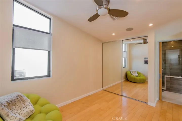 708 Hampton Drive, Venice, California 90291