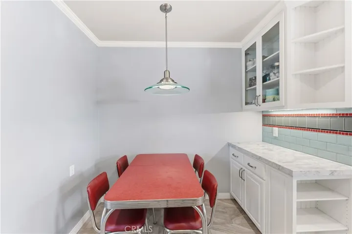 903 E Dalton, Glendora, California 91741