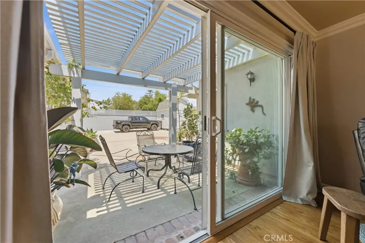 903 E Dalton, Glendora, California 91741