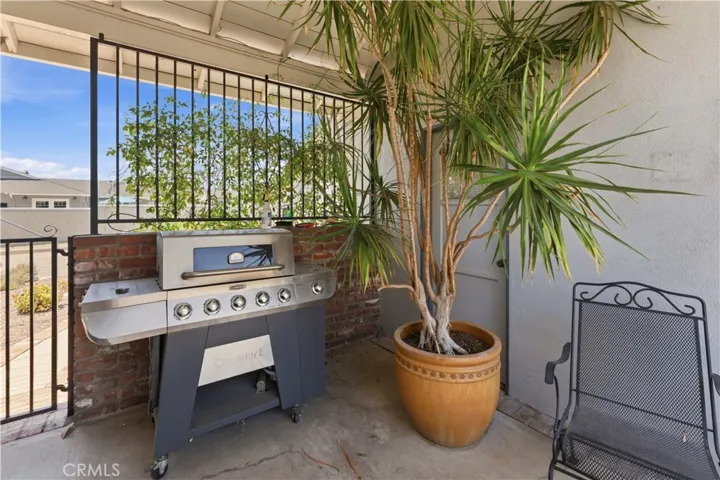 903 E Dalton, Glendora, California 91741
