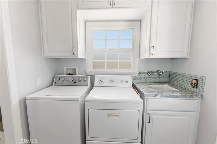 903 E Dalton, Glendora, California 91741