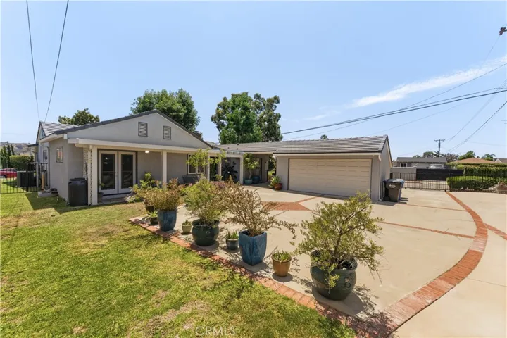 903 E Dalton, Glendora, California 91741