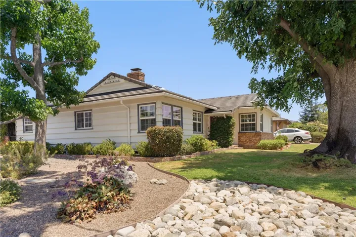 903 E Dalton, Glendora, California 91741