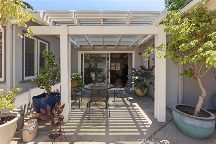 903 E Dalton, Glendora, California 91741