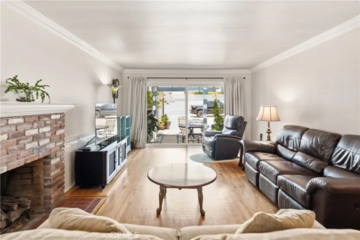 903 E Dalton, Glendora, California 91741