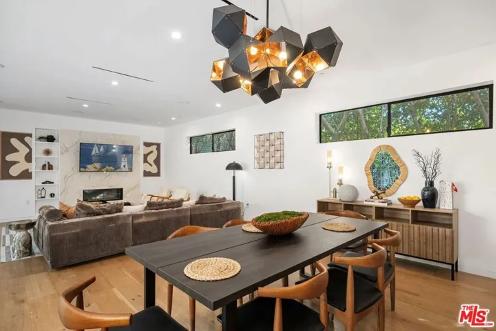 462 N Croft Avenue, Los Angeles, California 90048