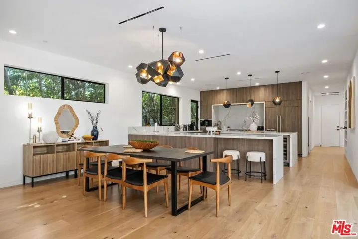 462 N Croft Avenue, Los Angeles, California 90048