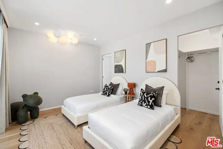 462 N Croft Avenue, Los Angeles, California 90048