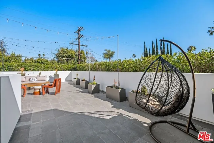 462 N Croft Avenue, Los Angeles, California 90048