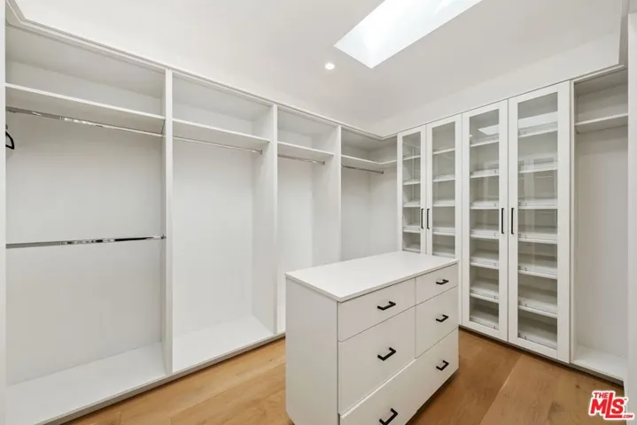 462 N Croft Avenue, Los Angeles, California 90048