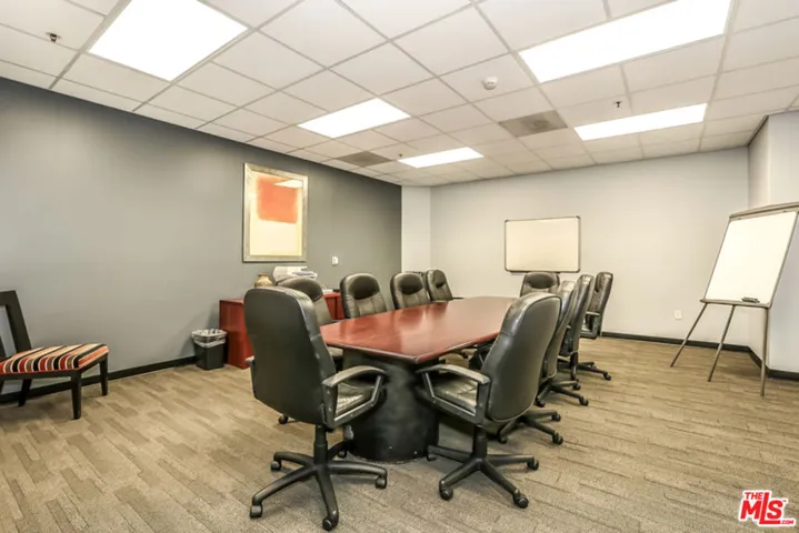 1100 Wilshire Boulevard 1805, Los Angeles, California 90017