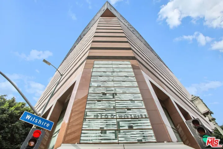 1100 Wilshire Boulevard 1805, Los Angeles, California 90017