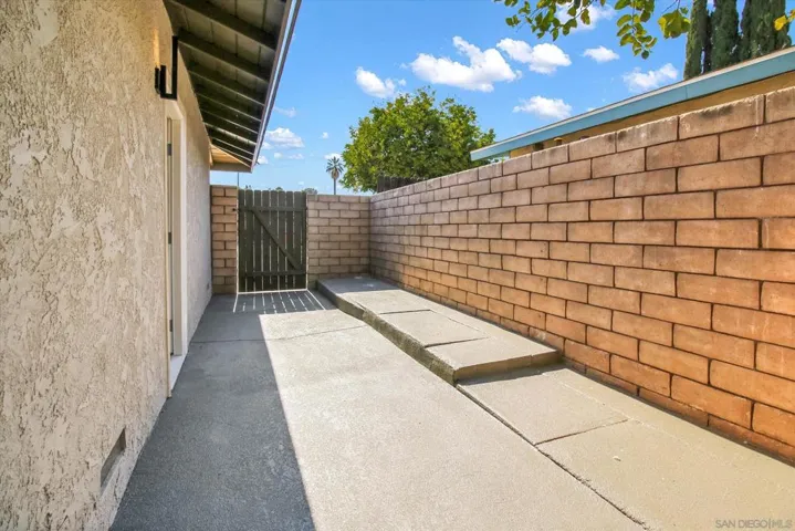 219 Ryan St, Redlands, California 92374