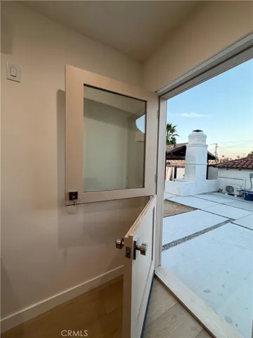 4800 Victoria, Windsor Hills, California 90043