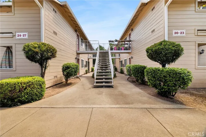 2055 Amanda 27, Chico, California 95928
