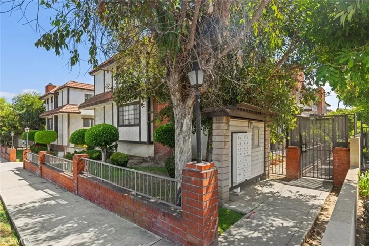 420 S Alhambra Avenue C, Monterey Park, California 91755