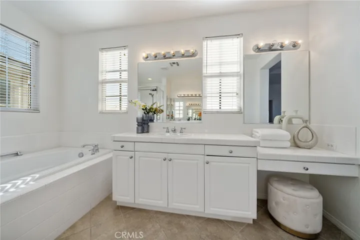 661 Lavender, Azusa, California 91702