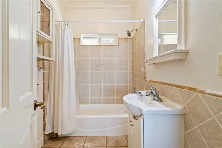 8580 Warren, Paso Robles, California 93446