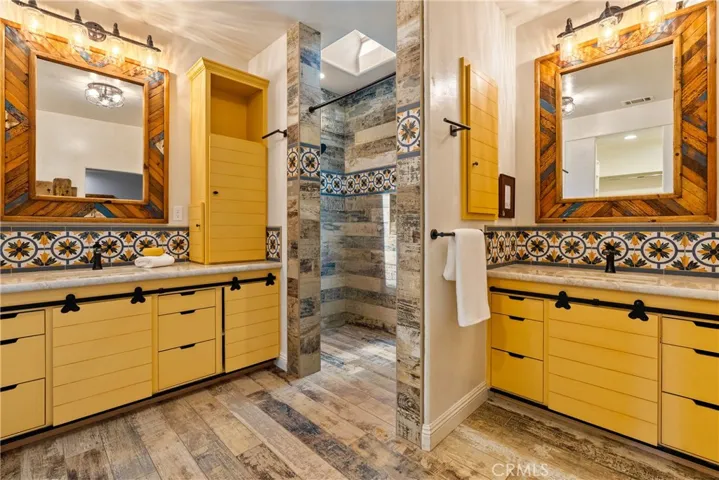 8580 Warren, Paso Robles, California 93446