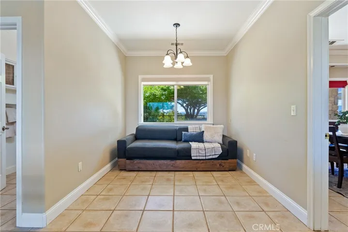 8580 Warren, Paso Robles, California 93446