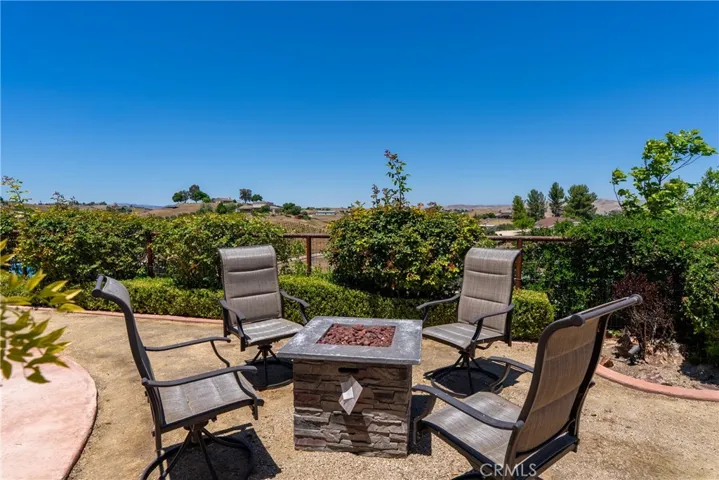 8580 Warren, Paso Robles, California 93446