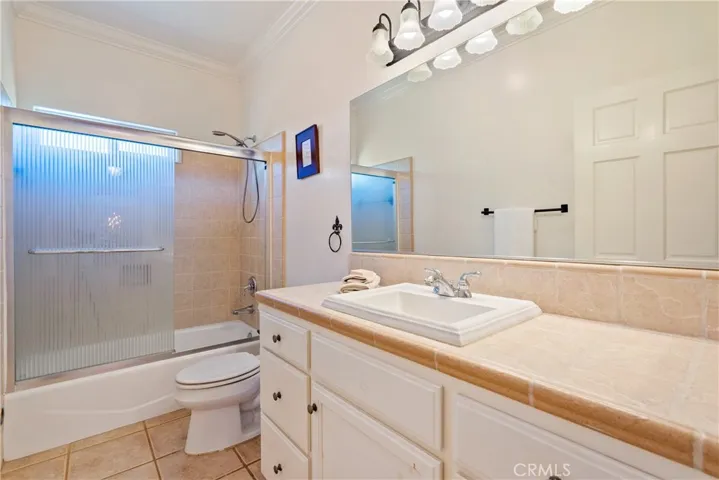 8580 Warren, Paso Robles, California 93446