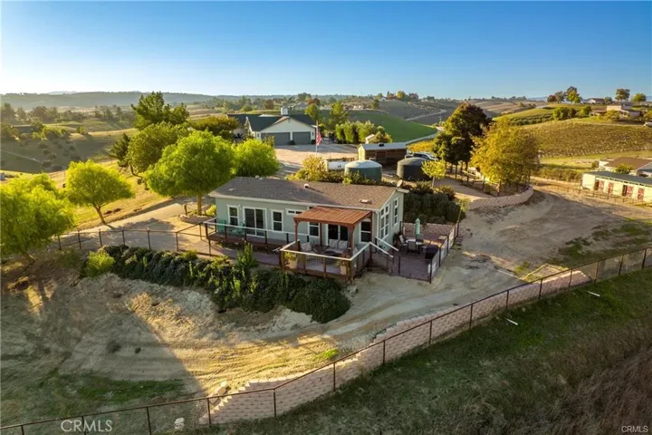 8580 Warren, Paso Robles, California 93446