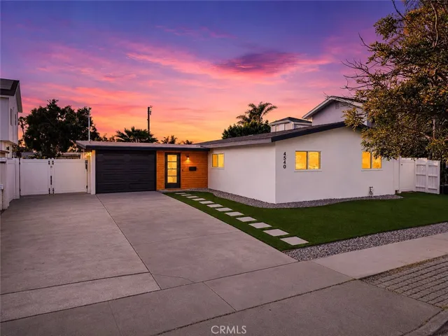 4540 Limerick Way, San Diego, California 92117