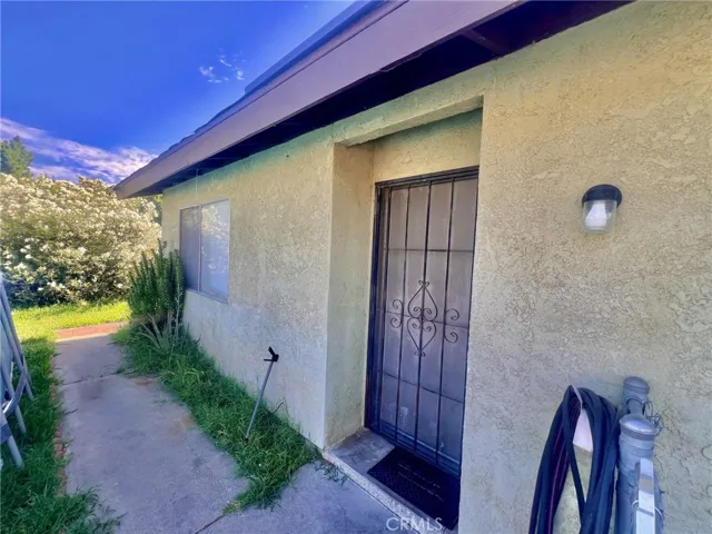 17352 Valencia, Fontana, California 92335