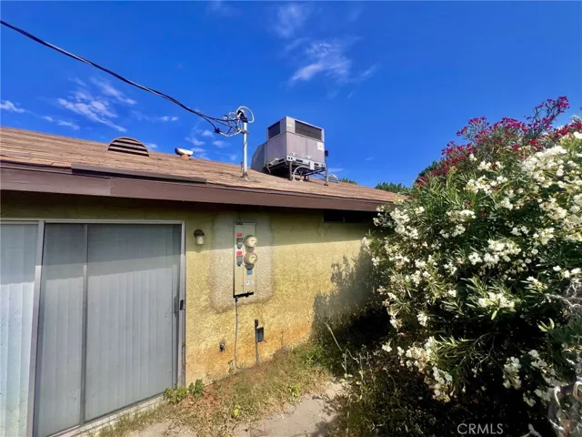 17352 Valencia, Fontana, California 92335