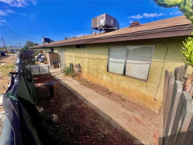 17352 Valencia, Fontana, California 92335
