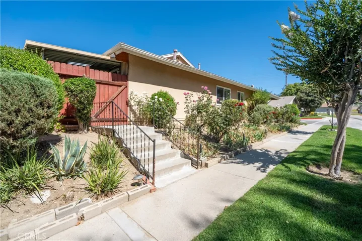 18927 Circle Of Friends, Newhall, California 91321 — photo 5