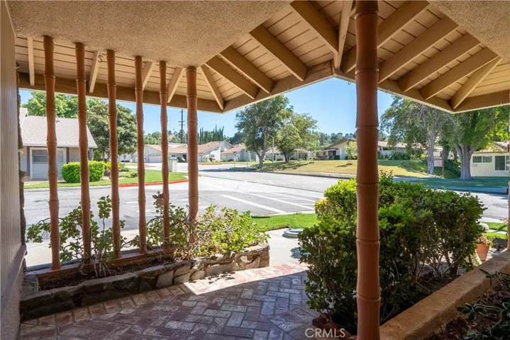 18927 Circle Of Friends, Newhall, California 91321 — photo 4
