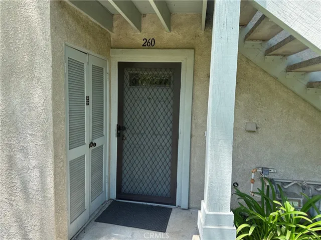 7120 Carlson 260, Canoga Park, California 91303