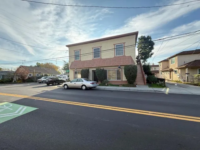 4200 Bassett Street, Santa Clara, California 95054