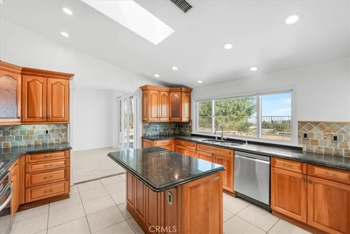 7130 E Colter, Anaheim, California 92807