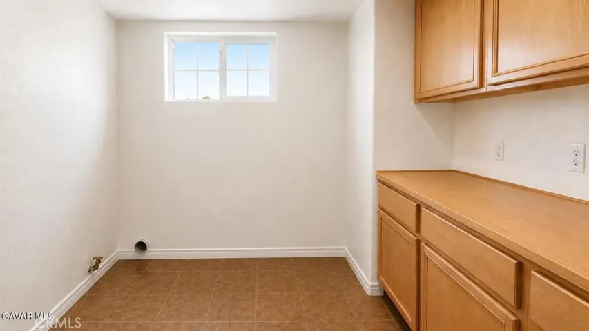 43737 Raysack, Lancaster, California 93535