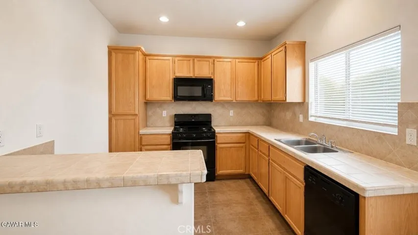 43737 Raysack, Lancaster, California 93535