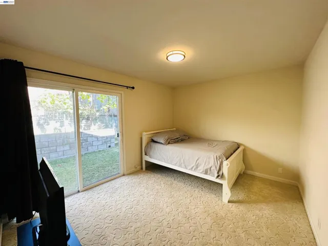 25132 Del Mar Ave, Hayward, California 94542