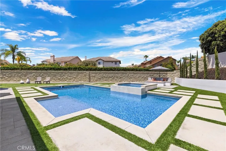 1 Hazelbranch, Aliso Viejo, California 92656